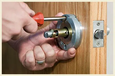 Bridgeview IL Locksmith Store Bridgeview, IL 708-377-9235 - 10-residential-lockouts